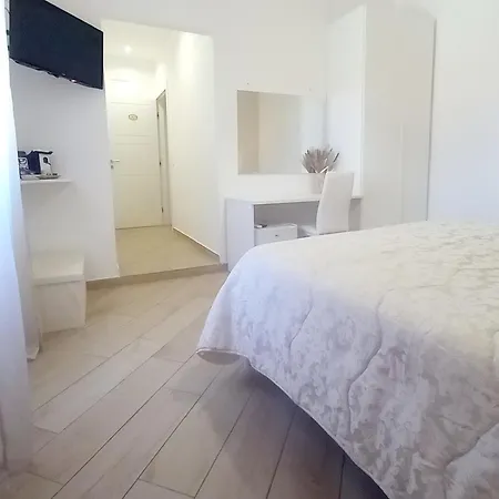 Casa Francesca E Apartment *
