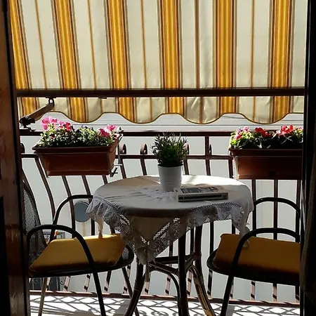 Casa Francesca E Apartment *