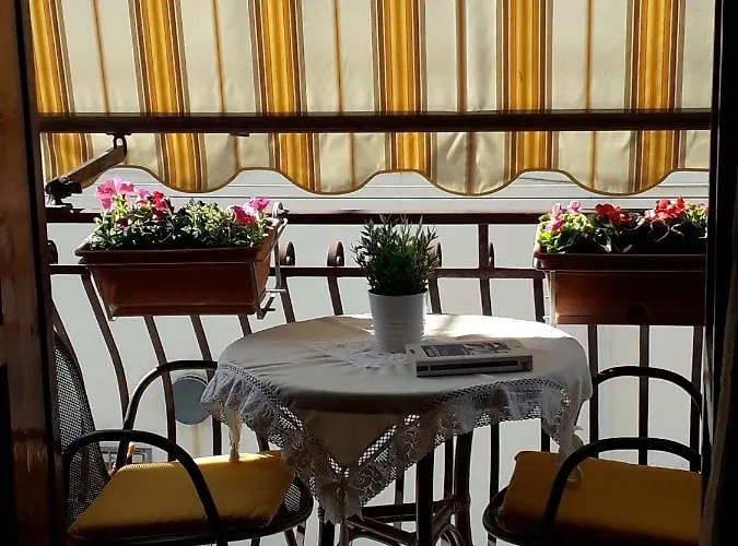 Casa Francesca E Διαμέρισμα *